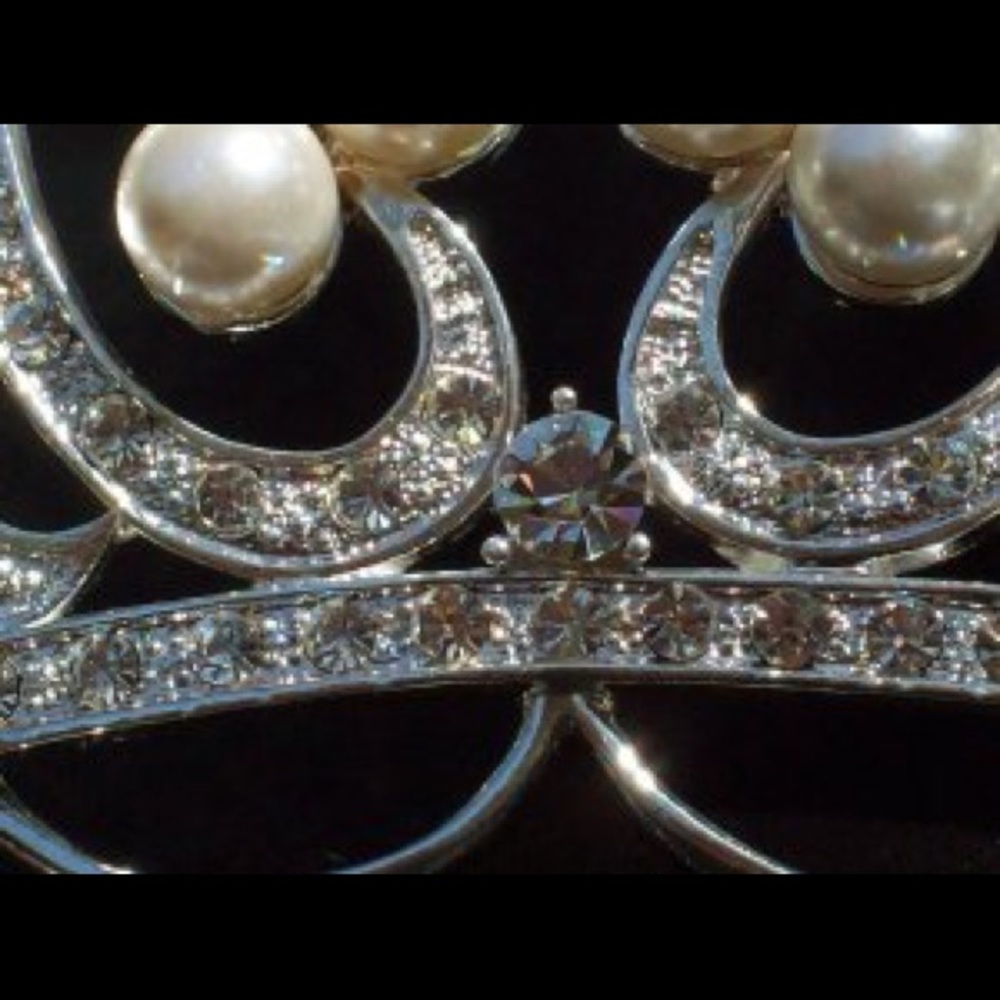 Pave Rhinestone & Pearl Tiara - Picture 4 of 4